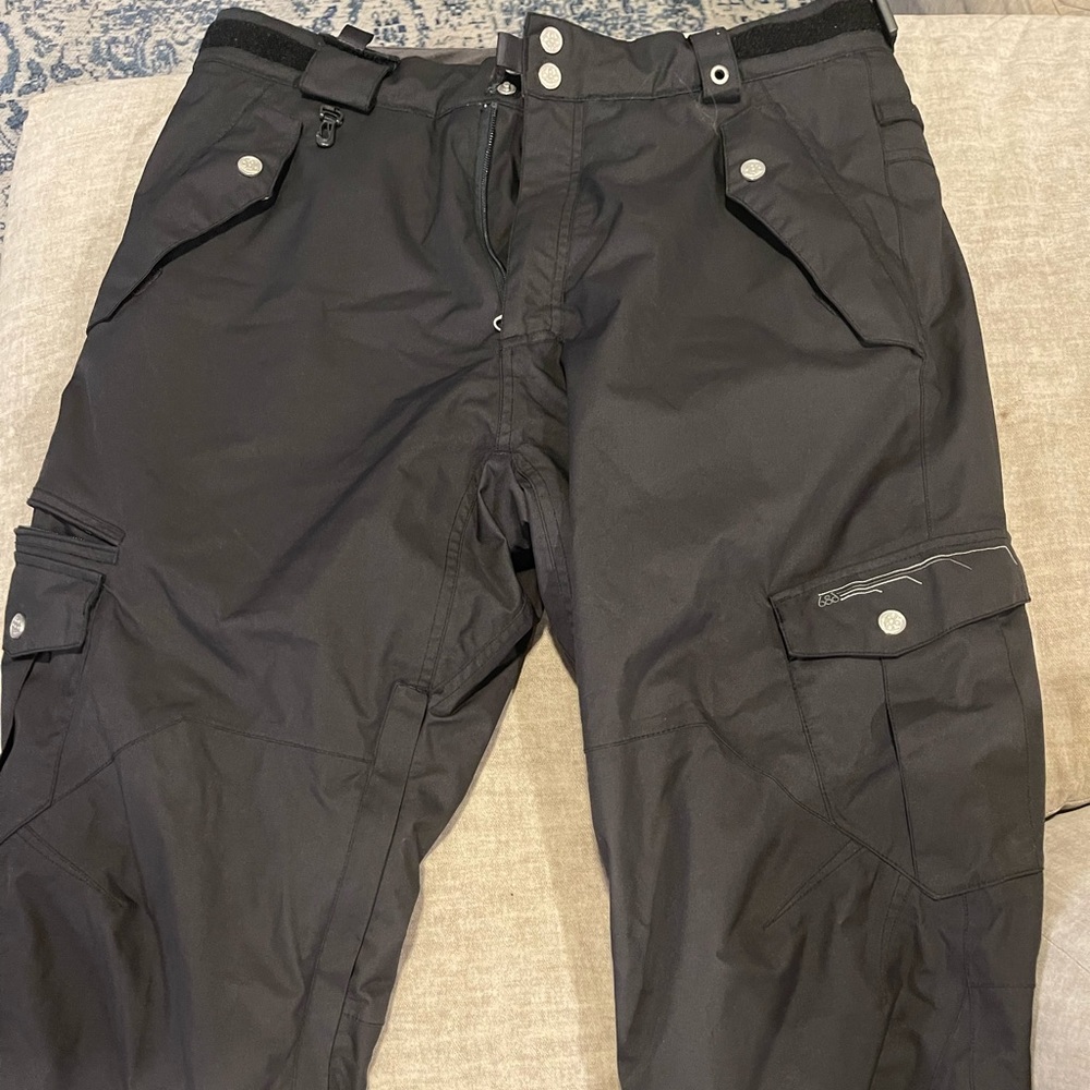 Ski pants only worn a few times